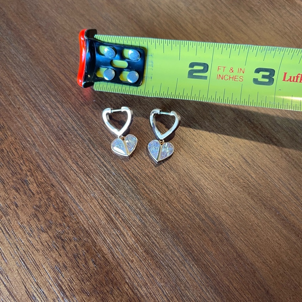 Kate Spade Rock Solid Stone heart dangle earrings! - Picture 4 of 4